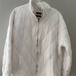 Abercrombie & Fitch Women's White Quilted Puffer Jacket